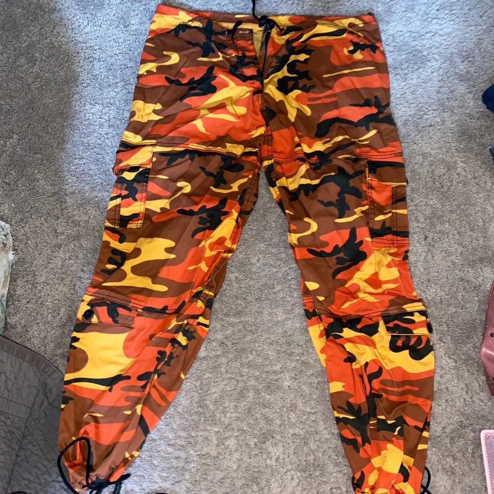 Cargo pants